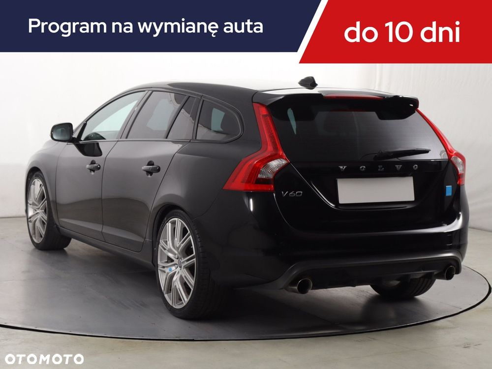 Volvo V60 2017 photo 5