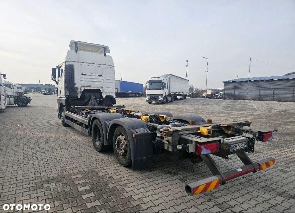 MAN TGX 26.470 6x2-2 LL CH - 3