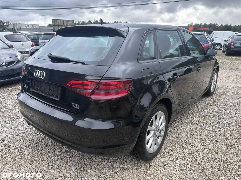 Audi A3 Sportback 1.8 TFSI quattro S tronic Attraction - 9