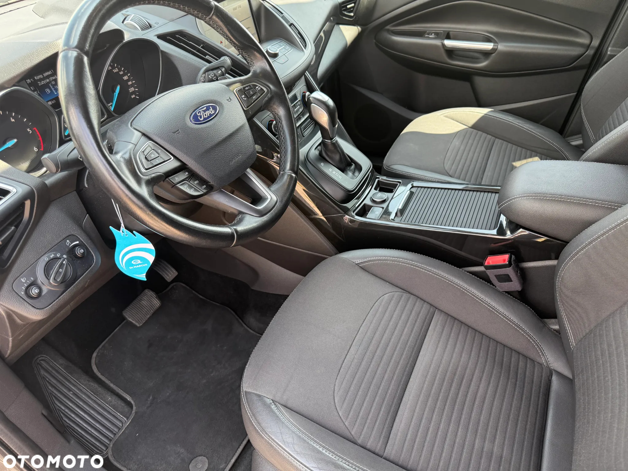 Ford Kuga 2.0 TDCi 4WD Titanium - 11