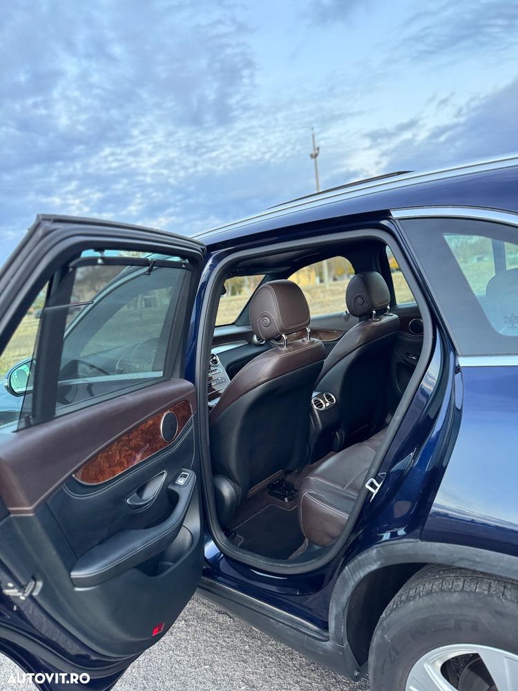 Mercedes-Benz GLC 250 d 4MATIC 9G-TRONIC Exclusive - 6