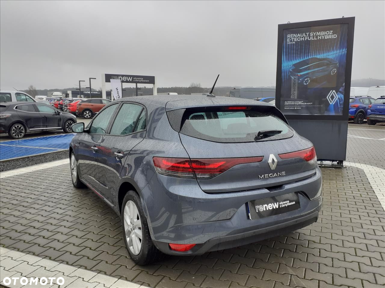 Renault Megane 1.5 Blue dCi Zen EDC - 4