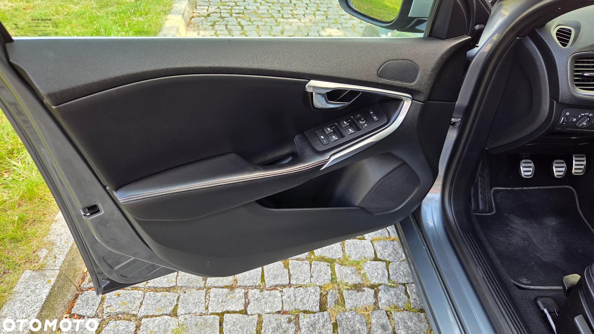 Volvo V40 D2 RDesign - 26