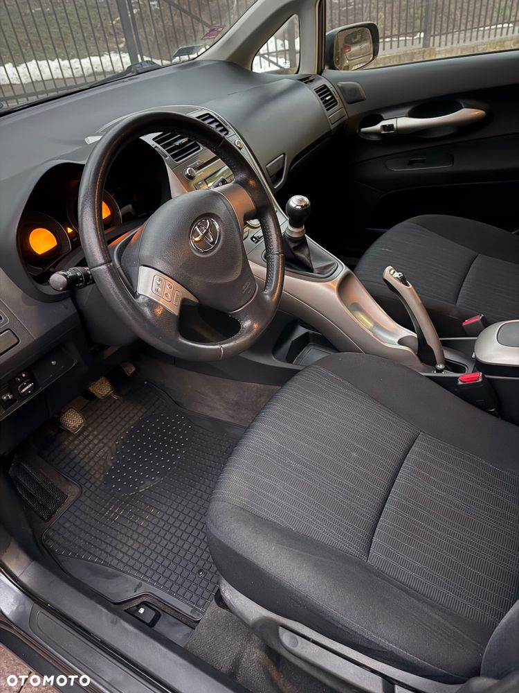 Toyota Auris 1.6 VVT-i Premium - 5