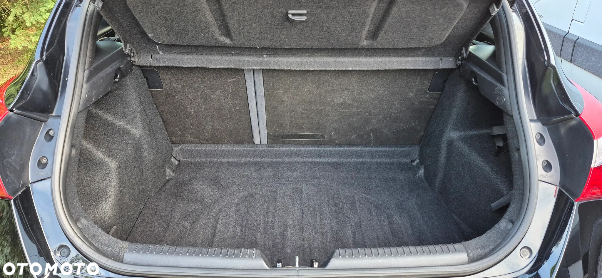 Hyundai i30 1.4 Trend - 12