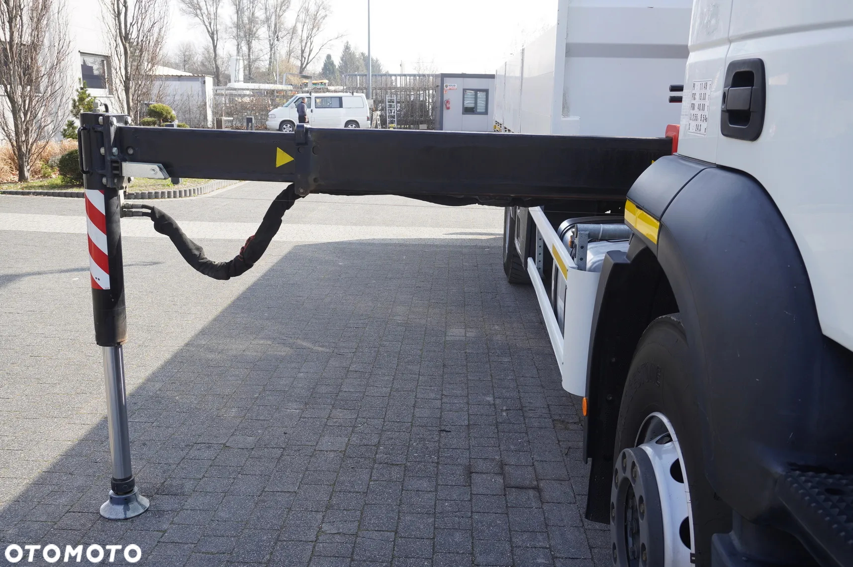 Iveco Stralis 310 E6 / HDS Fassi 155 6.2 t / 250 tys. km - 17