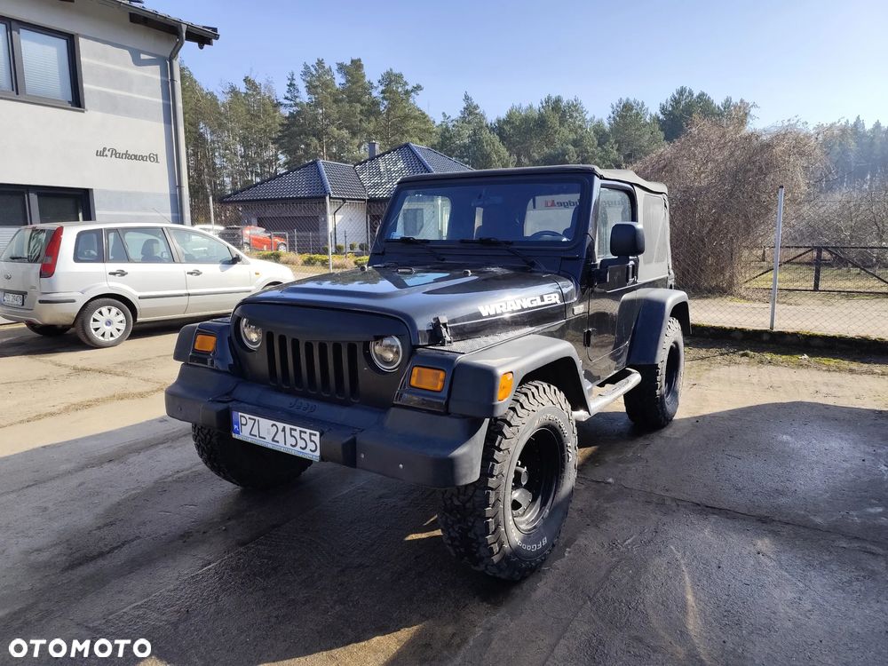 Jeep Wrangler - 1