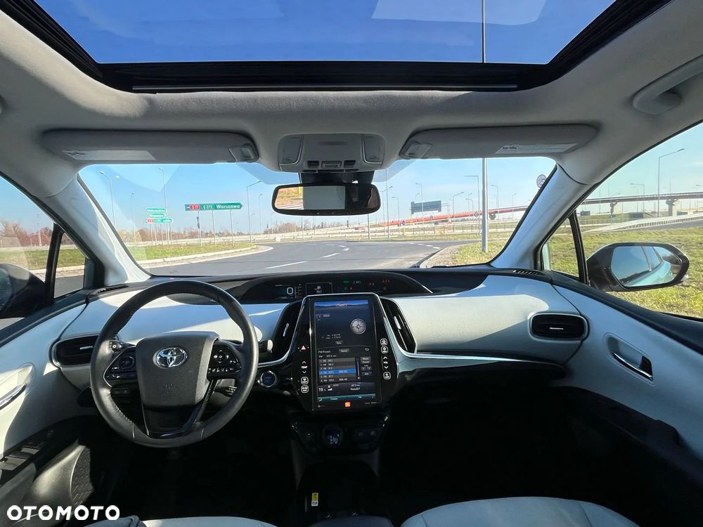 Toyota Prius Hybrid Executive - 20