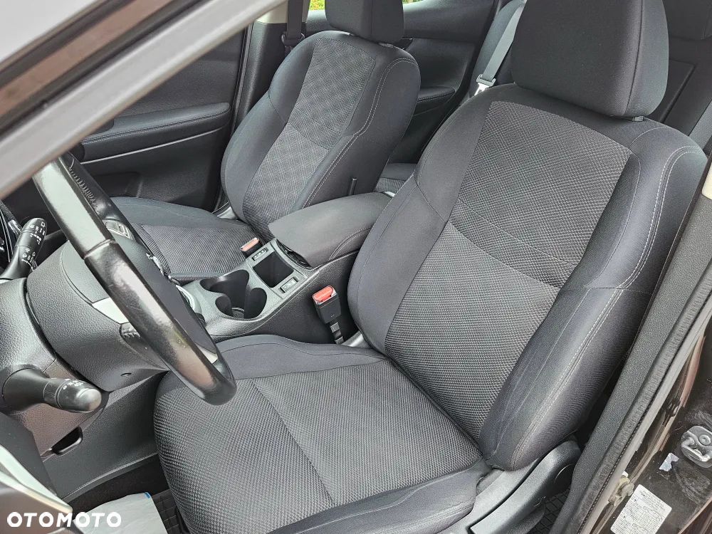 Nissan Qashqai 1.6 DCi ALL-MODE 4x4i ACENTA - 15