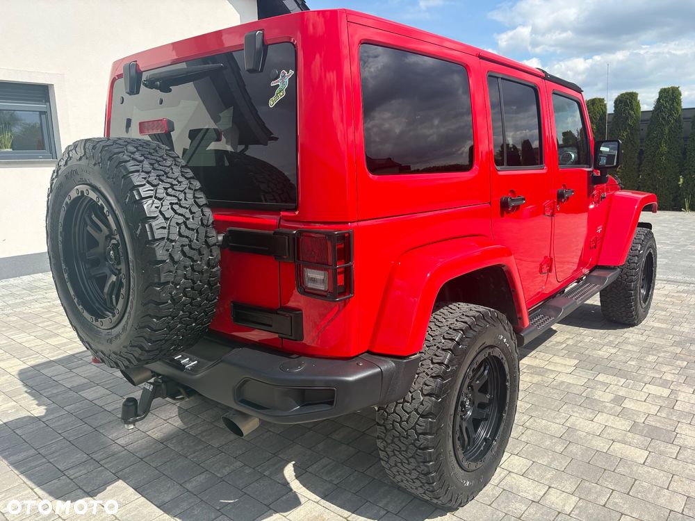 Jeep Wrangler 3.6 Unlim Sahara - 3