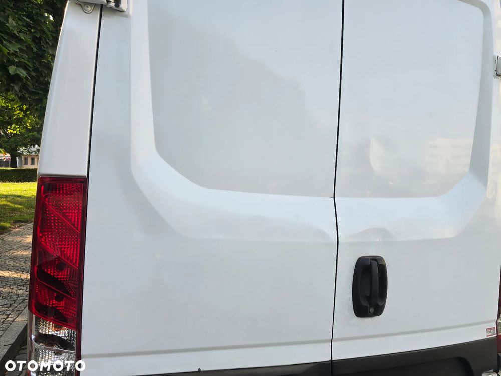 Iveco 35S16 - 14