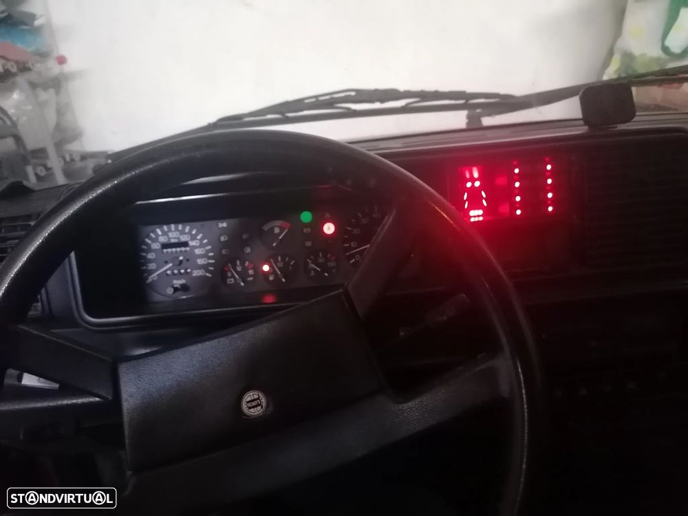 Lancia Delta 1.3 LX - 5