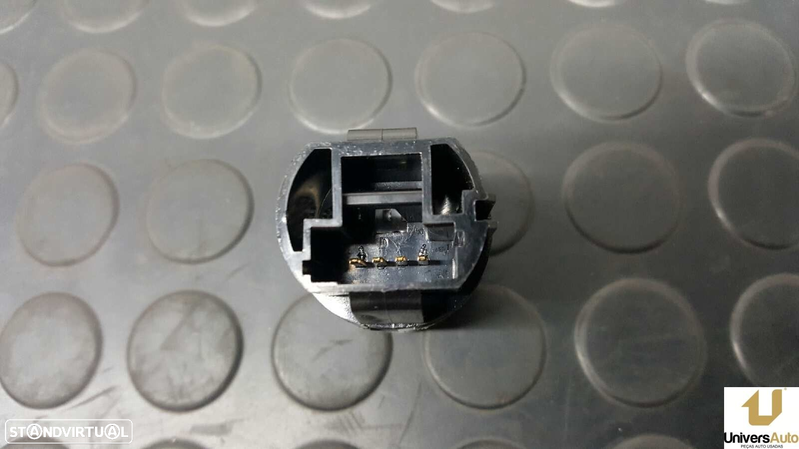 INSERIR INTERRUPTOR DE PARADA RENAULT MEGANE III SPORT TOURER BOSE EDITION - 2
