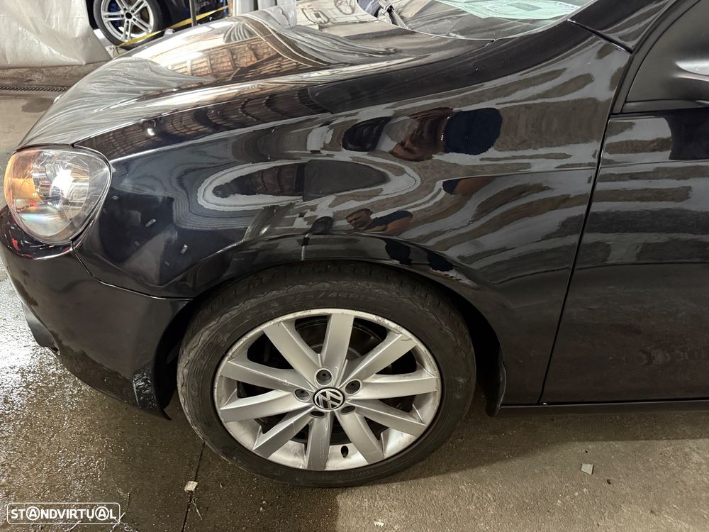 VW Golf 1.6 TDi Highline - 4