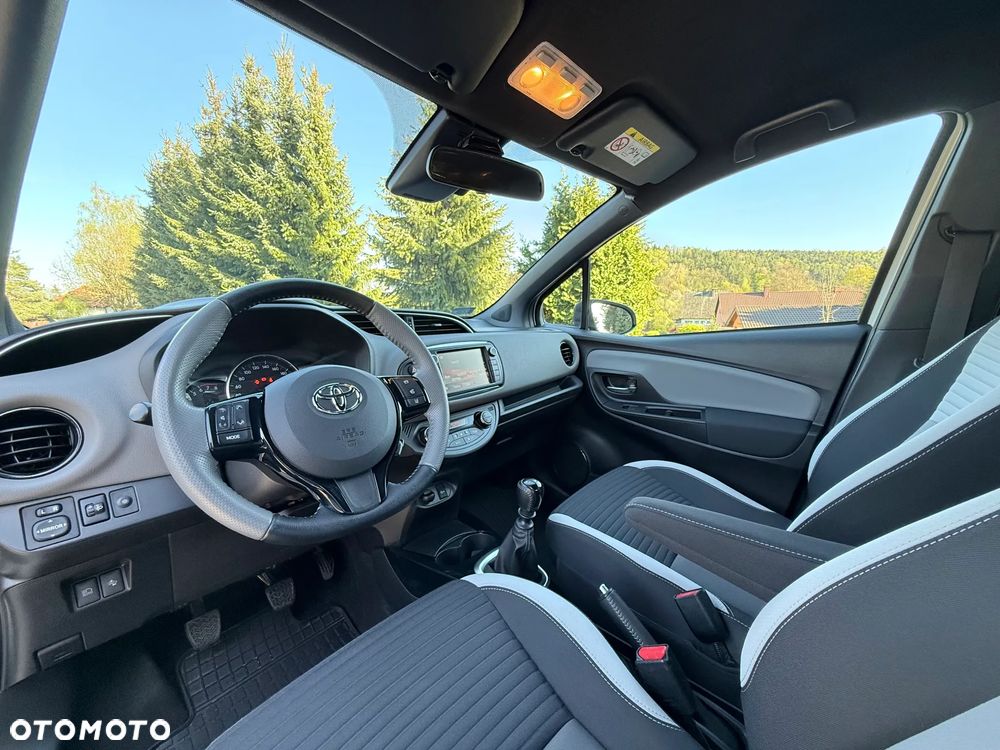 Toyota Yaris 1.33 Selection Vibe - 17