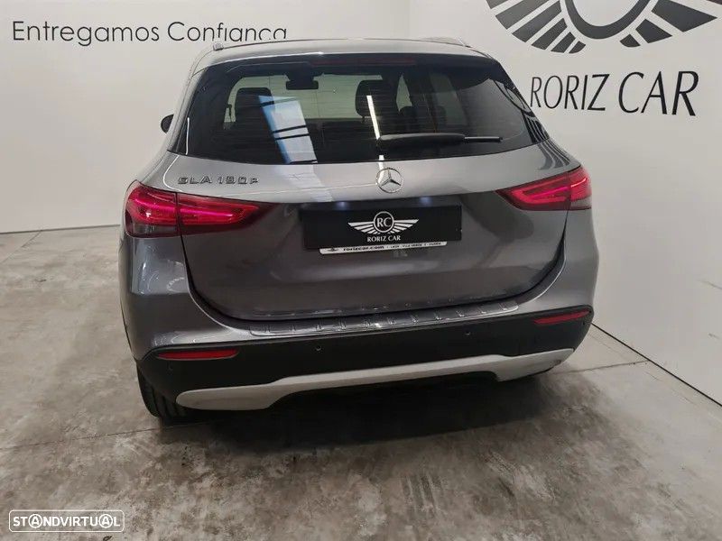 Mercedes-Benz GLA 180 d - 7