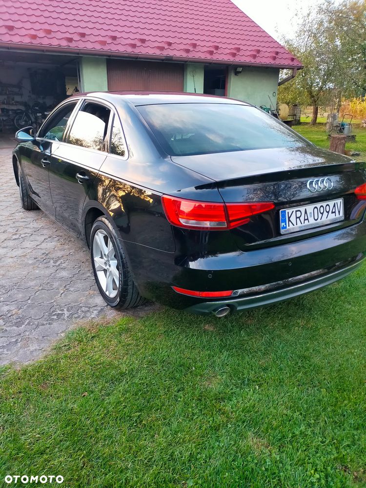 Audi A4 Limousine - 6