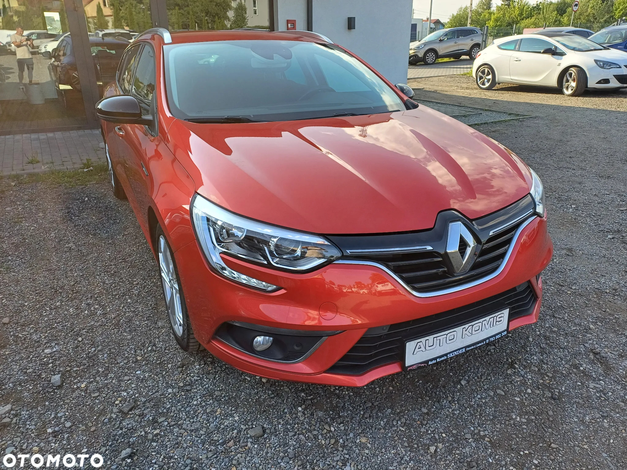 Renault Megane 1.3 TCe FAP Limited - 8
