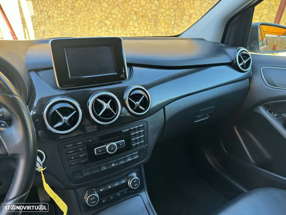Mercedes-Benz B 220 CDI BlueEfficiency Aut. - 11