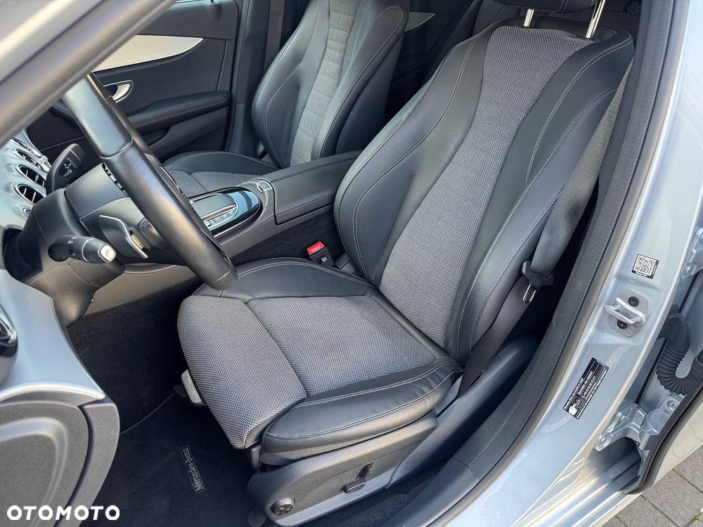 Mercedes-Benz Klasa E 220 d T 9G-TRONIC Avantgarde - 16