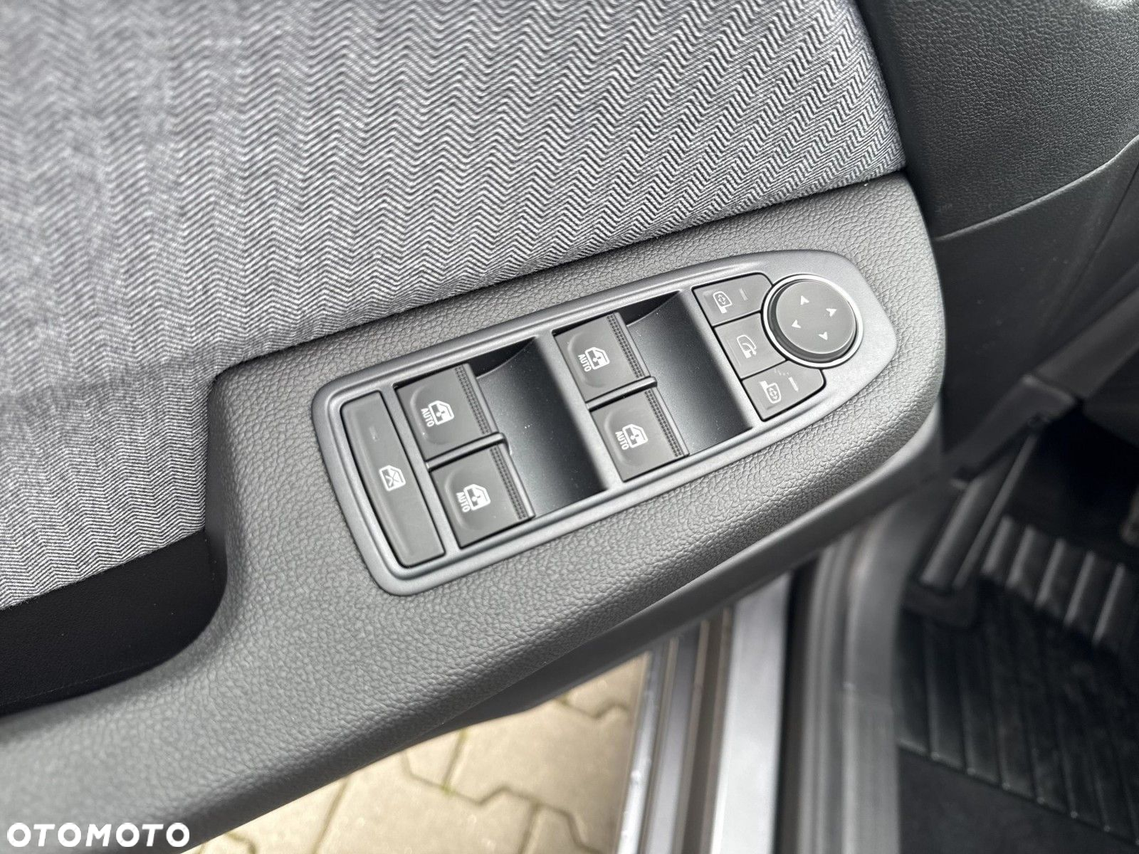 Renault Clio - 20