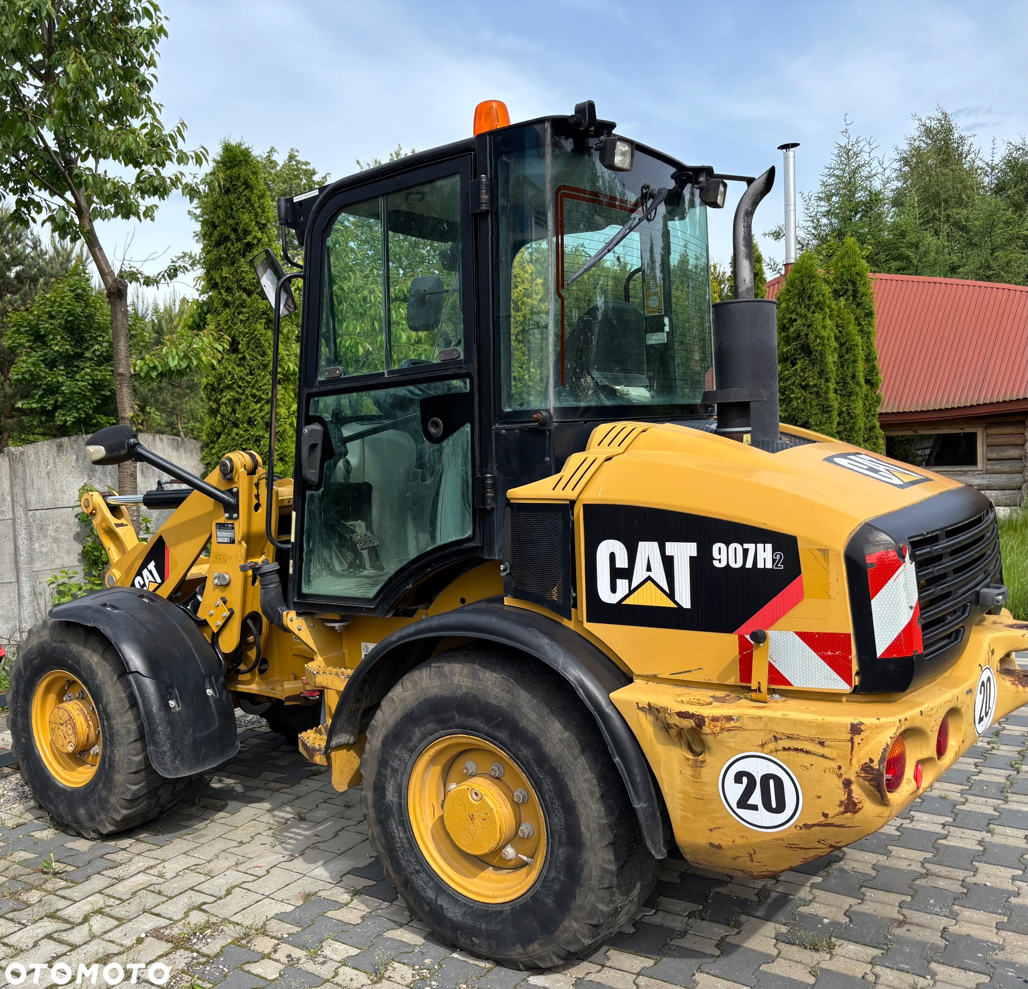 Caterpillar 907H2 rok 2013 4x4 szczeka dzielona - 3