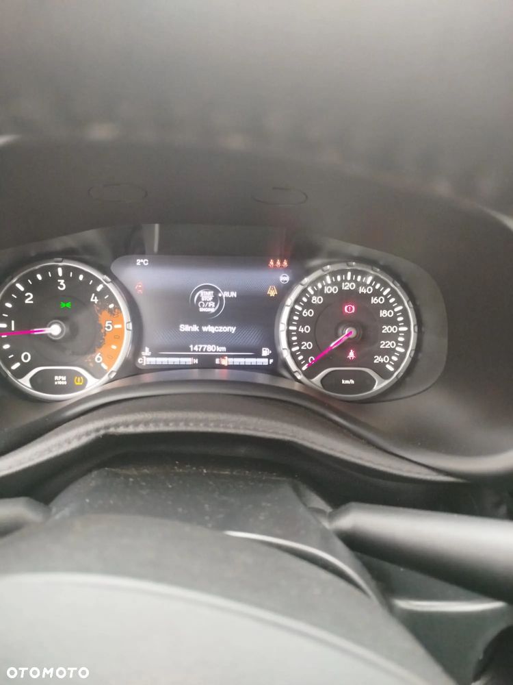 Jeep Renegade 1.6 E-torQ Longitude Adventure Edition - 16