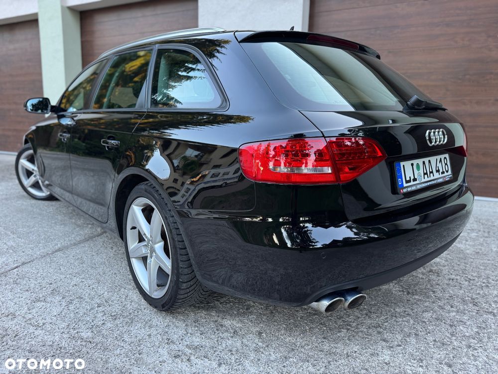 Audi A4 Avant 2.0 TDI - 11