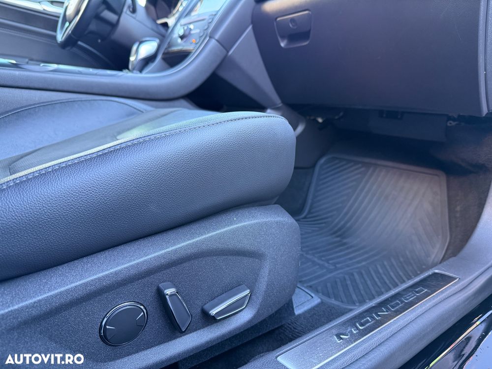 Ford Mondeo 2.0 HEV Titanium - 24