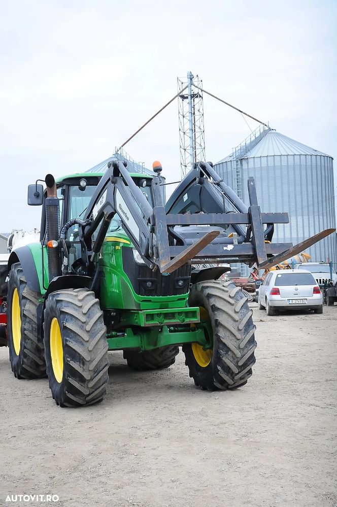 John Deere 6150M Tractor cu incarcator frontal lame si cupa - 4