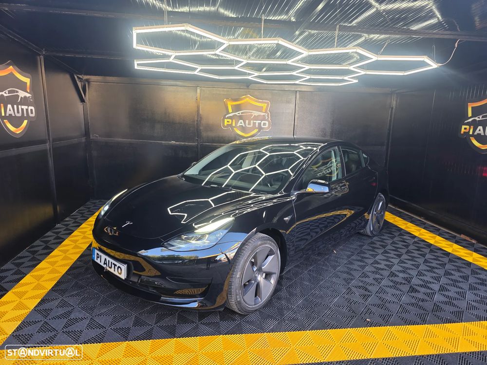 Tesla Model 3 Tração Traseira