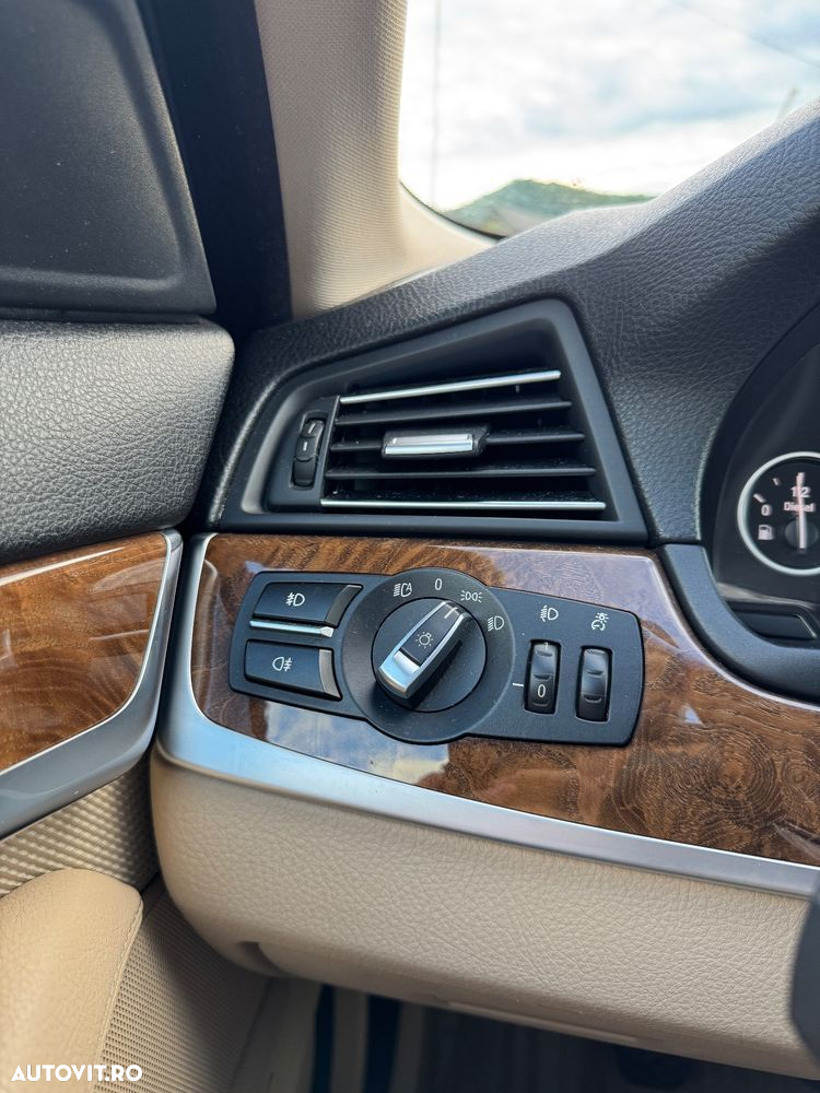 BMW Seria 5 520d EfficientDynamics Edition - 32