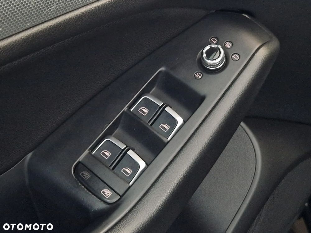 Audi Q5 2.0 TDI quattro S tronic - 27