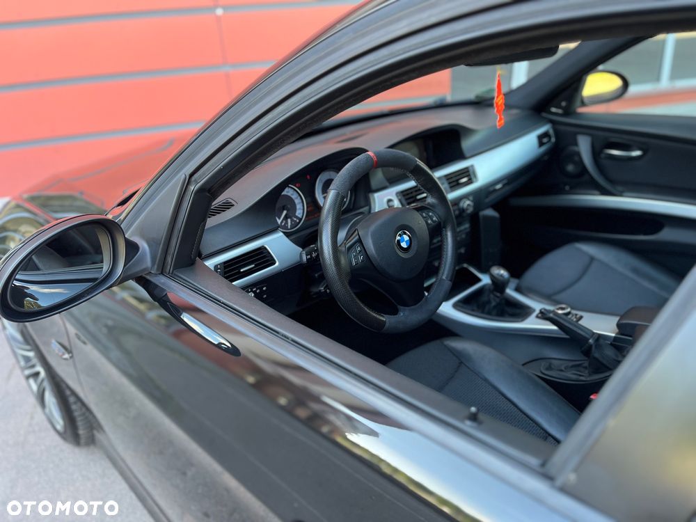 BMW Seria 3 320d DPF Blue Performance Edition Fleet Sport - 27