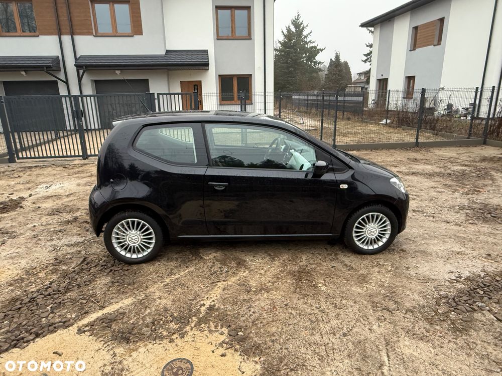 Volkswagen up! black - 7