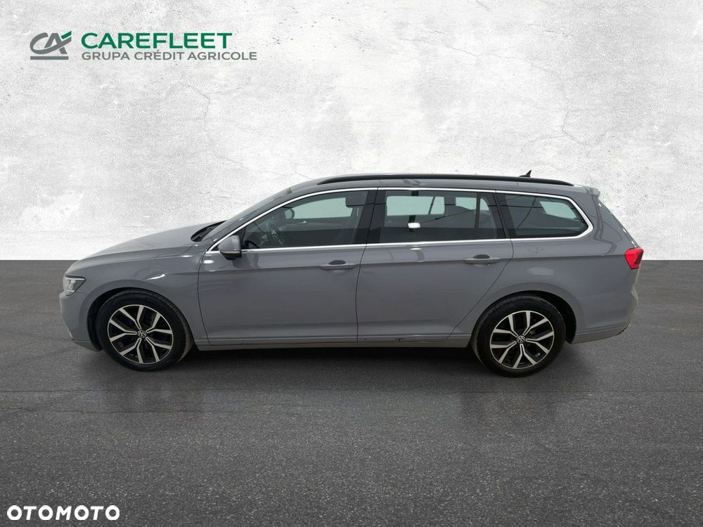 Volkswagen Passat - 9