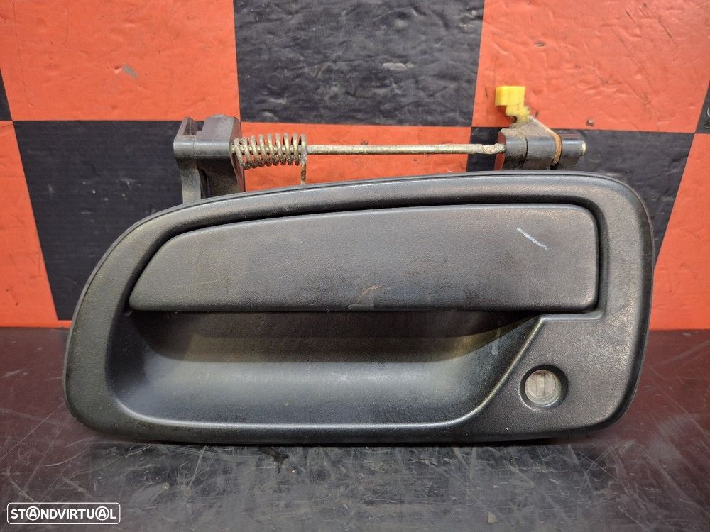 Puxador Porta Frente Esquerdo Toyota Dyna Camião De Plataforma/Chassis - 1