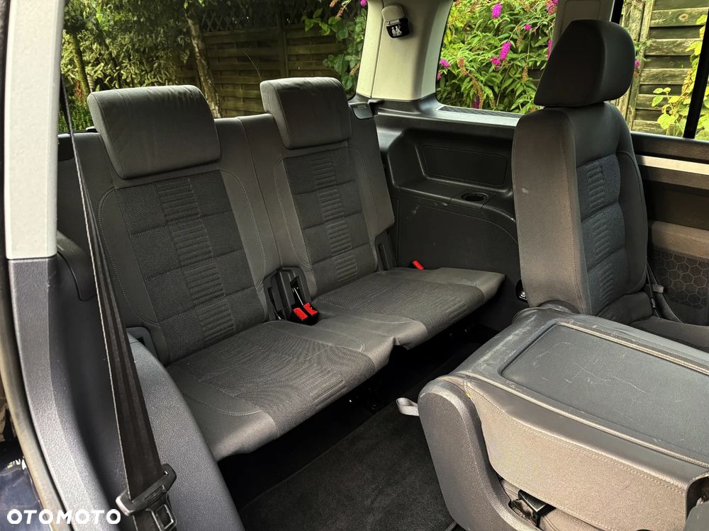 Volkswagen Touran 2.0 TDI DPF Highline Perfectline - 11