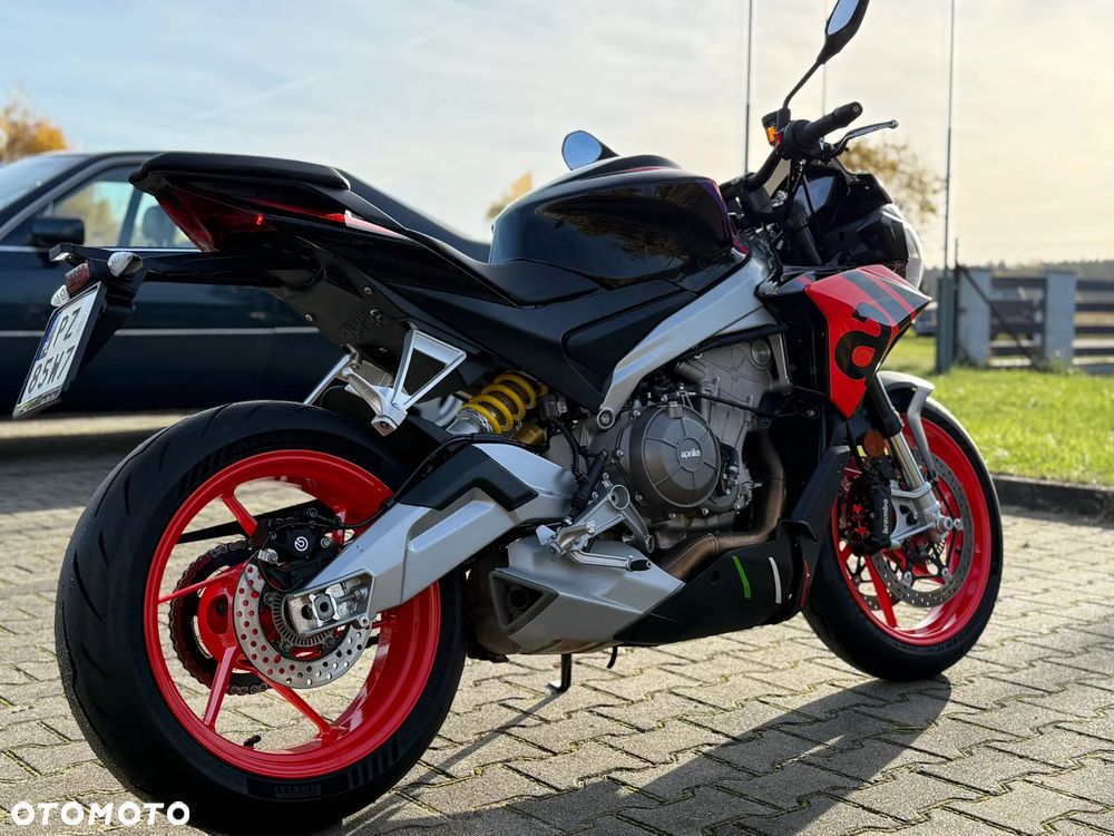 Aprilia Tuono - 8