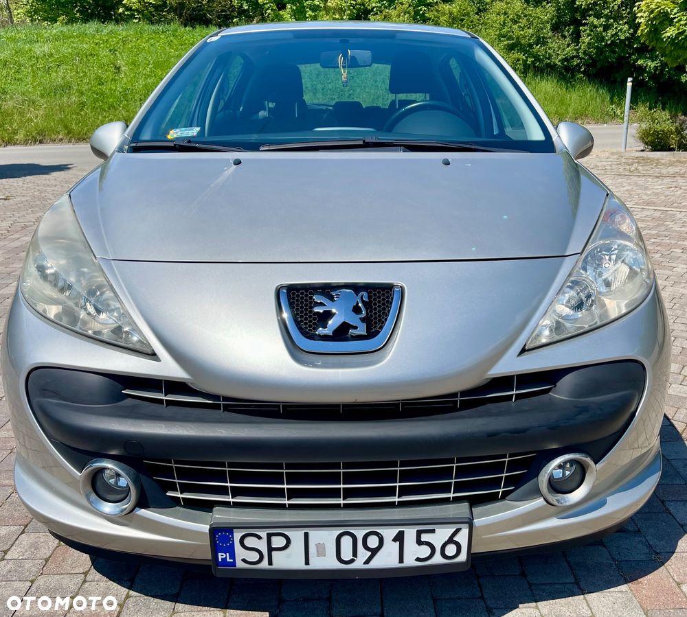 Peugeot 207 1.4 16V Trendy - 6