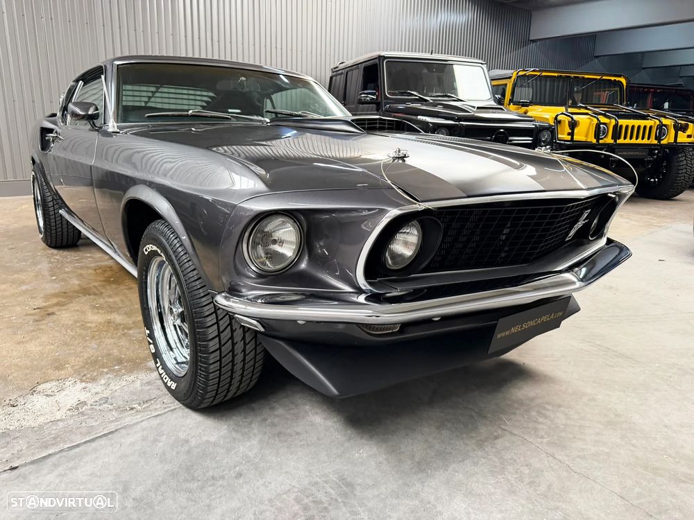 Ford Mustang - 12