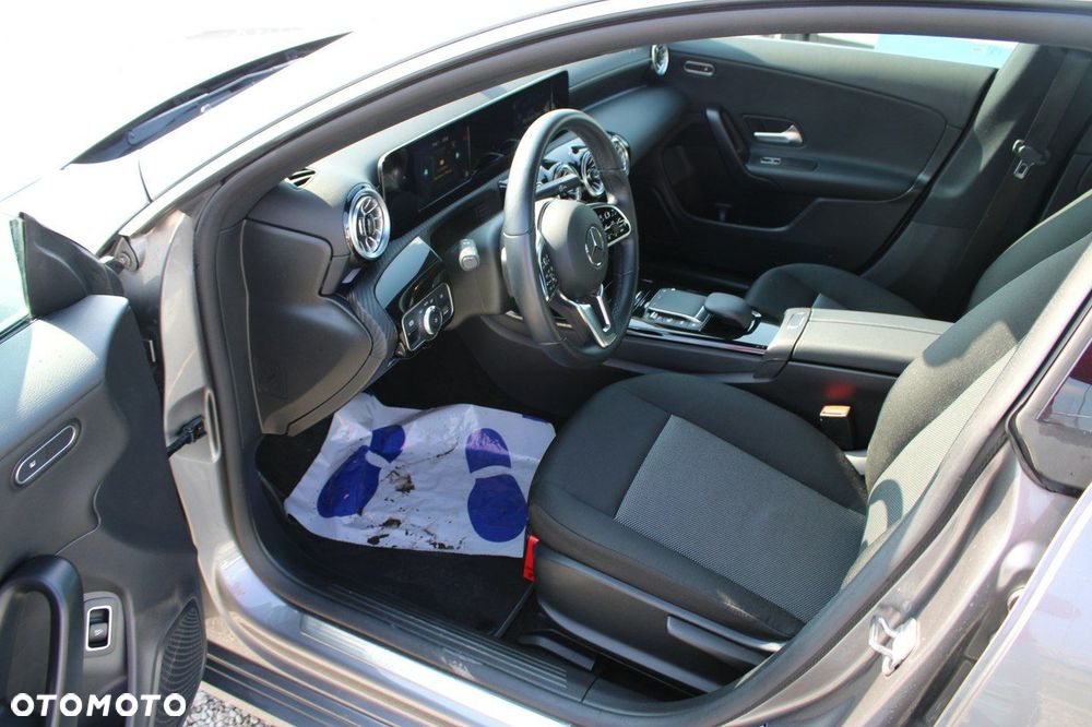 Mercedes-Benz CLA - 18