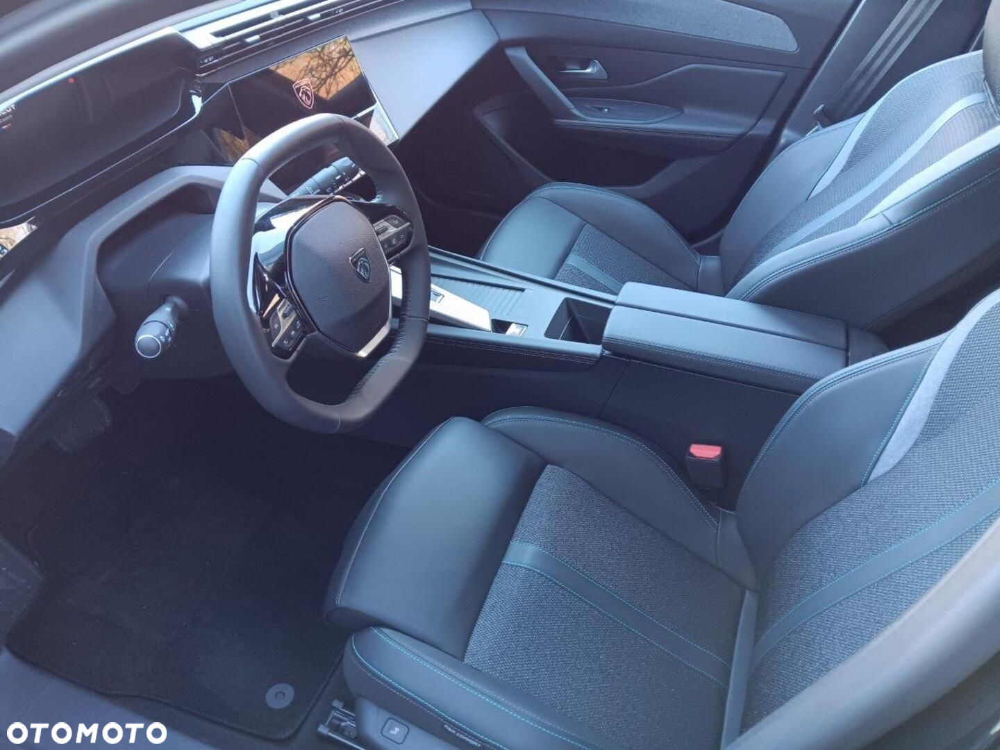 Peugeot 308 - 8