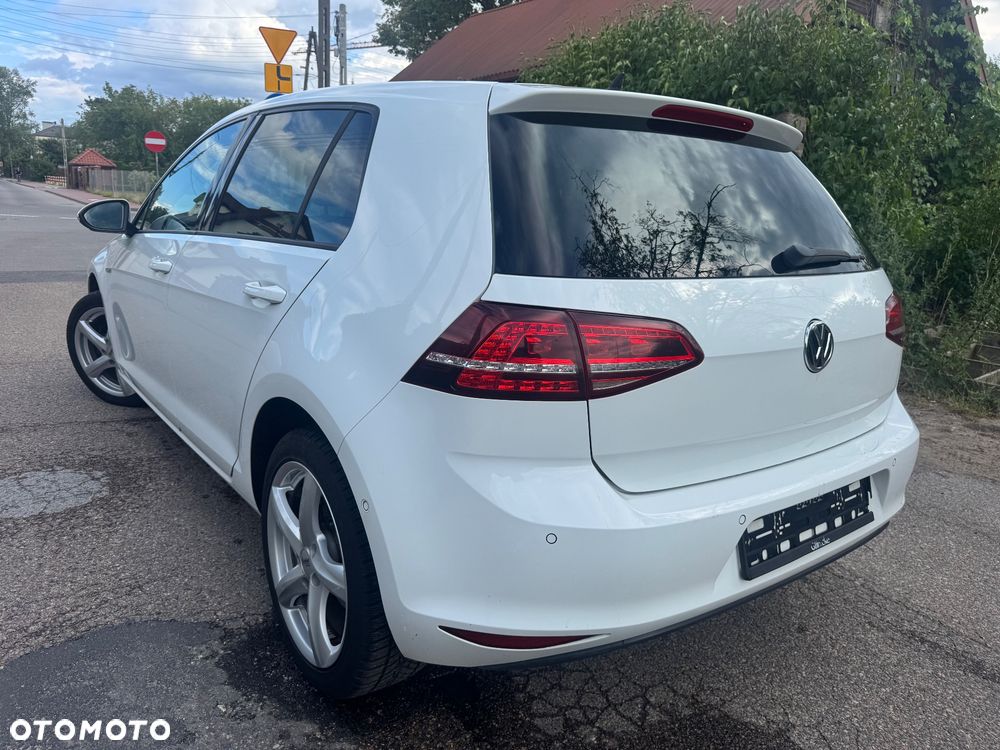 Volkswagen Golf 1.2 TSI BMT Trendline Perfectline - 3