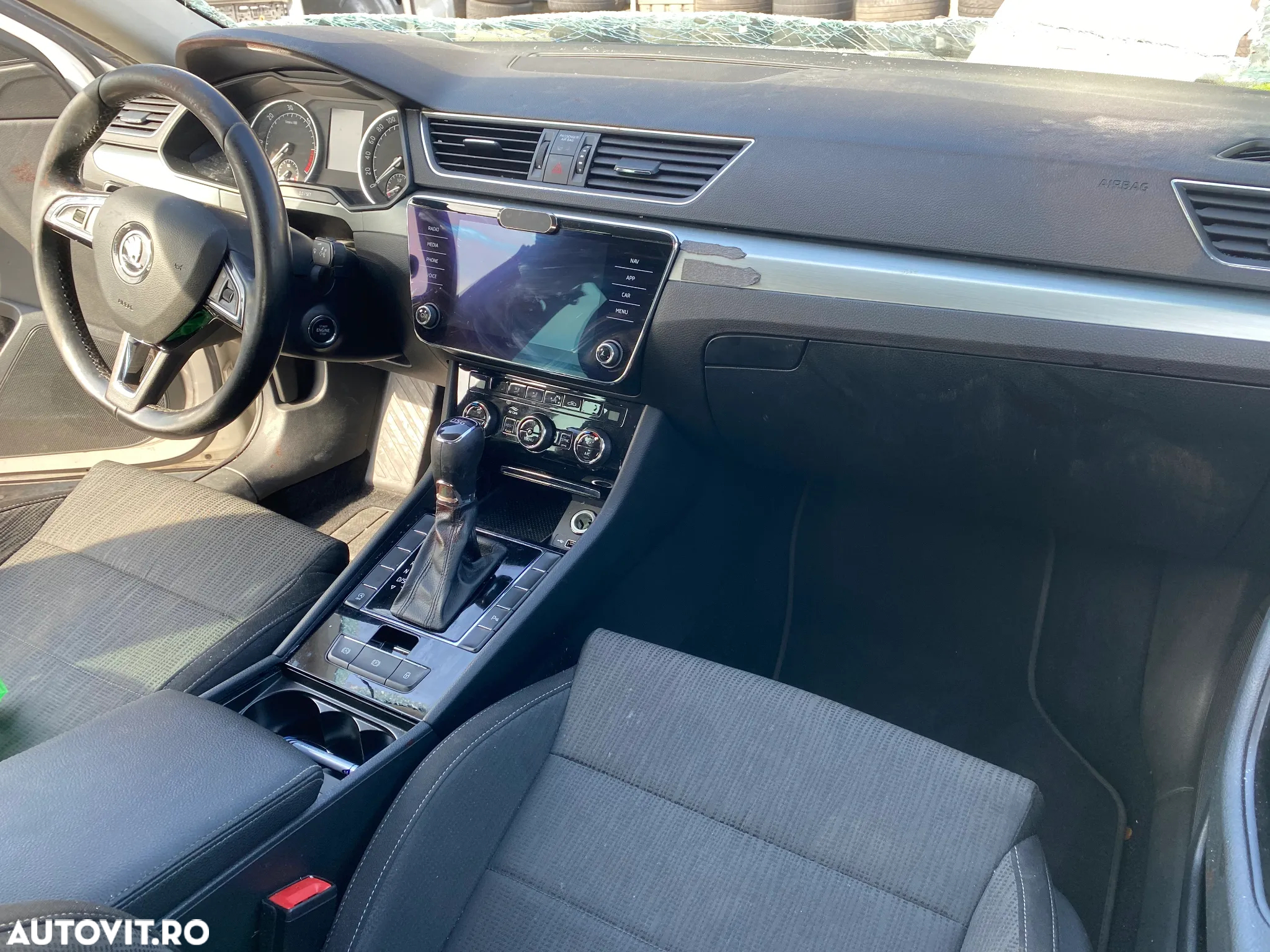 Dezmembrez piese Skoda Superb 3 - 3