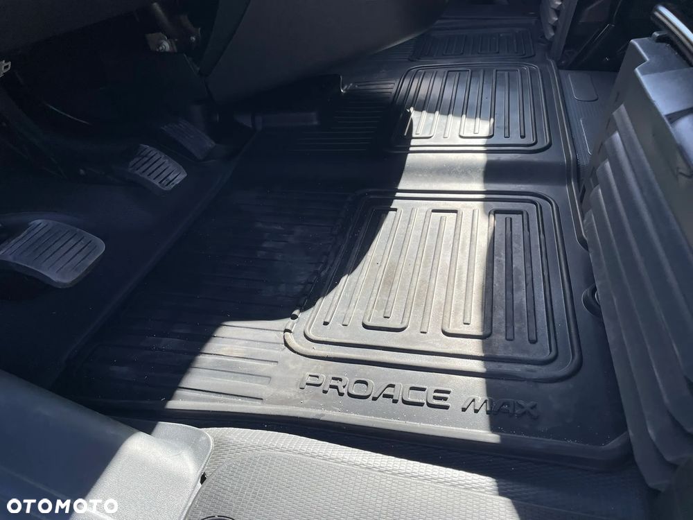 Toyota Proace Max - 23