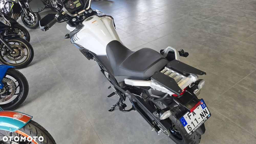 Suzuki V-STROM - 17