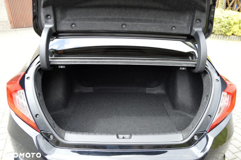 Honda Civic 1.5 T Elegance - 10