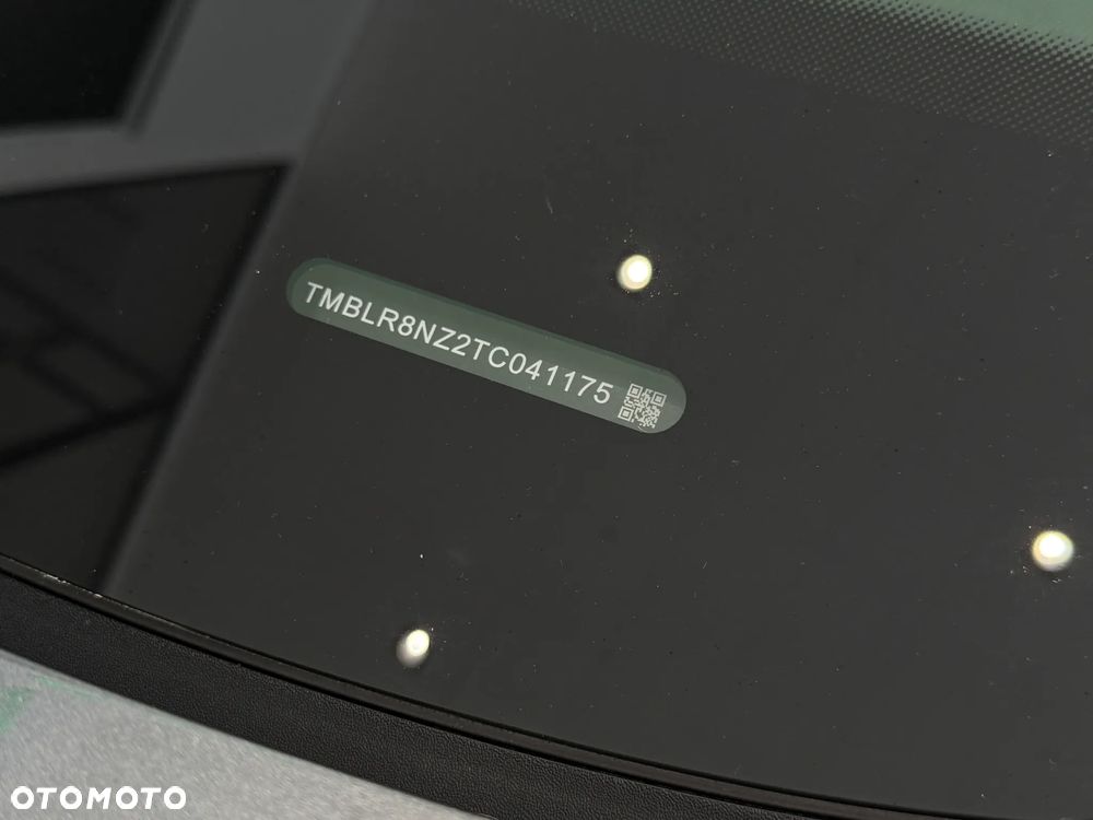 Skoda Superb 2.0 TDI SCR 4x4 L&K DSG - 23