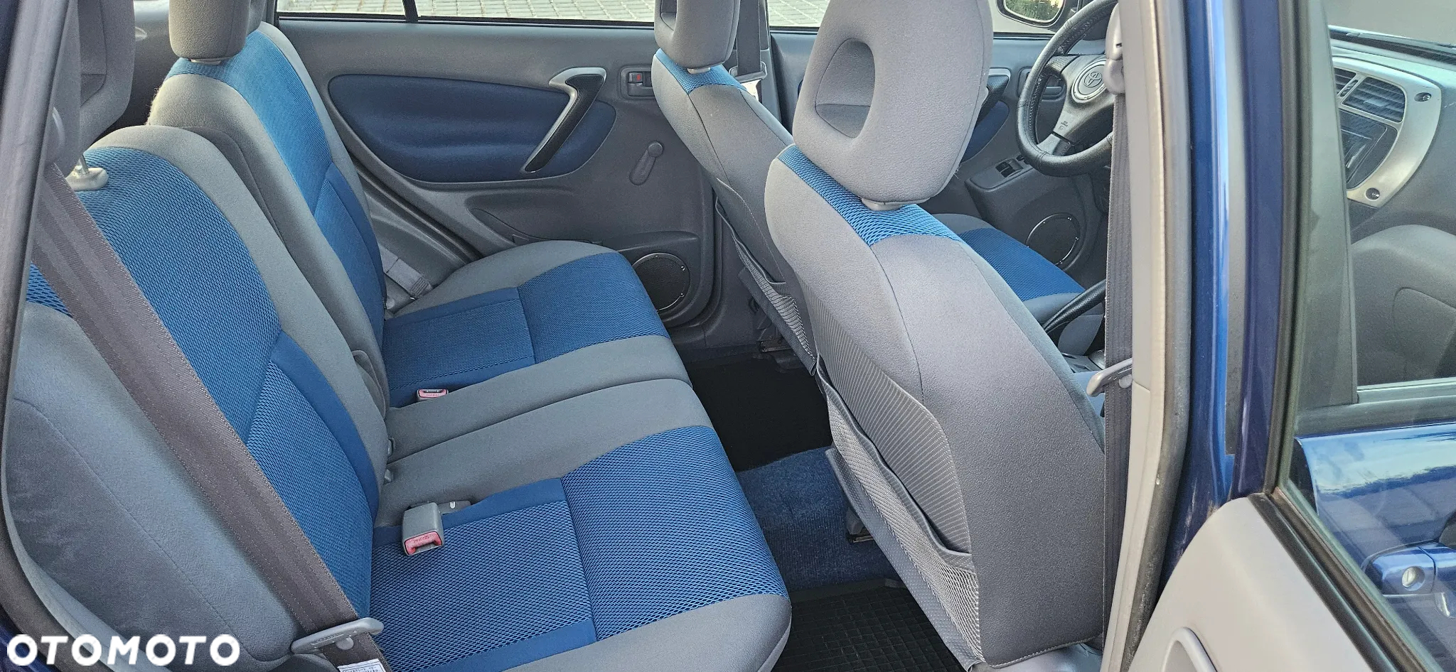 Toyota RAV4 4x2 - 11